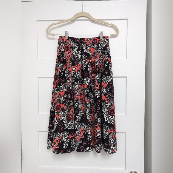 H&M Flare Floral Print Pleated Midi Skirt - Picture 4 of 9